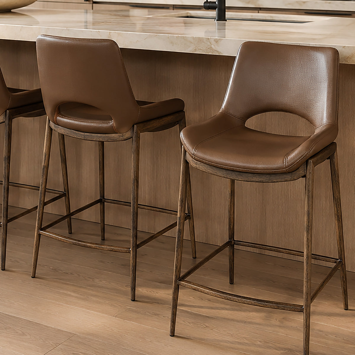 Icona 26" Counter Stool – Saddle and Walnut – 2