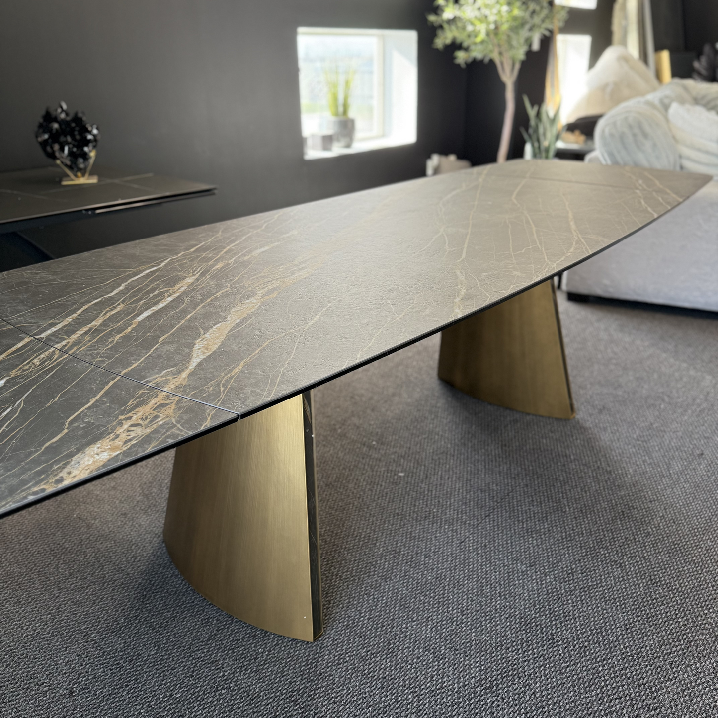 Ravello Dining Table