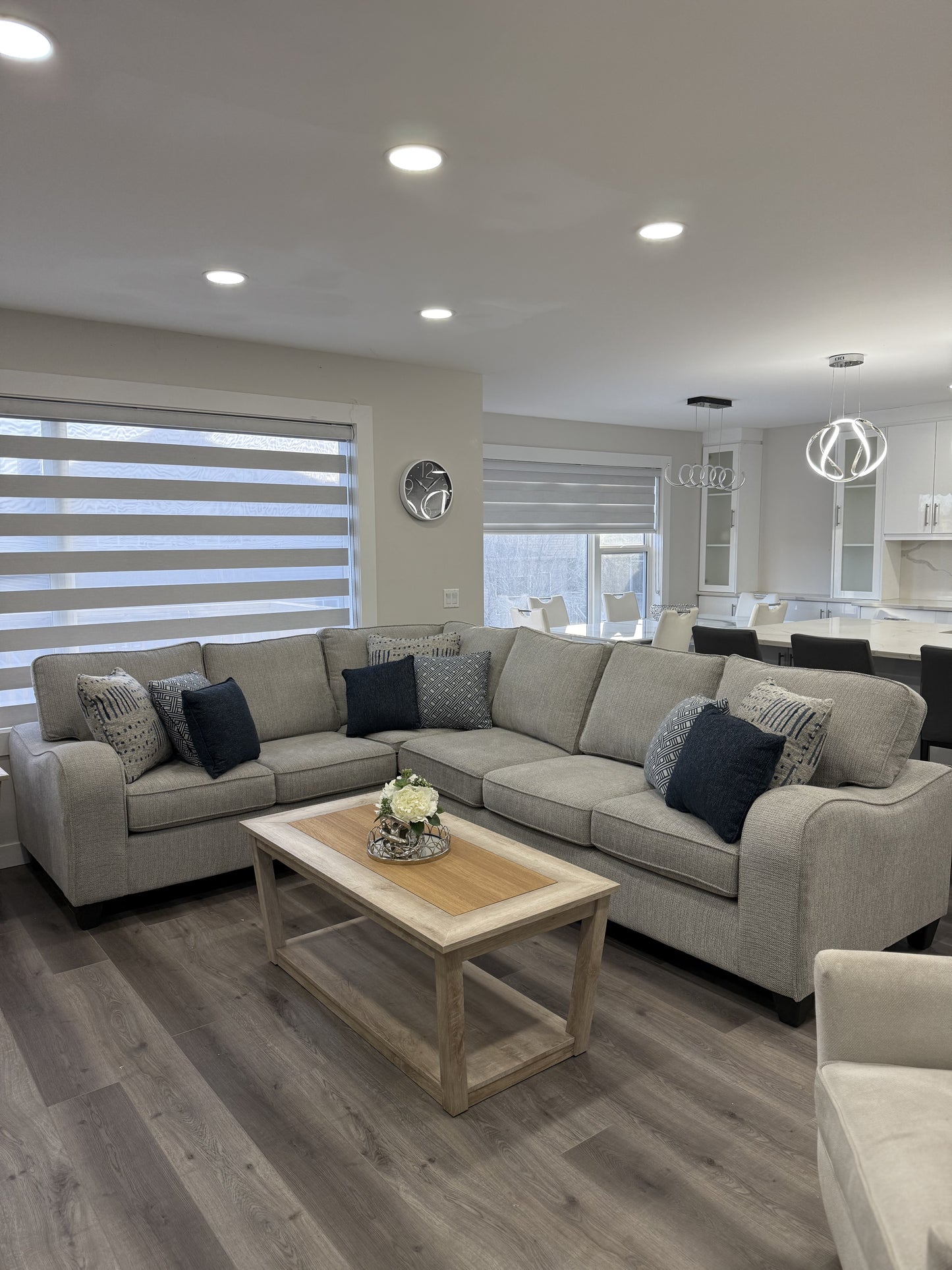 6090 Collection  Modani Linen Sectional