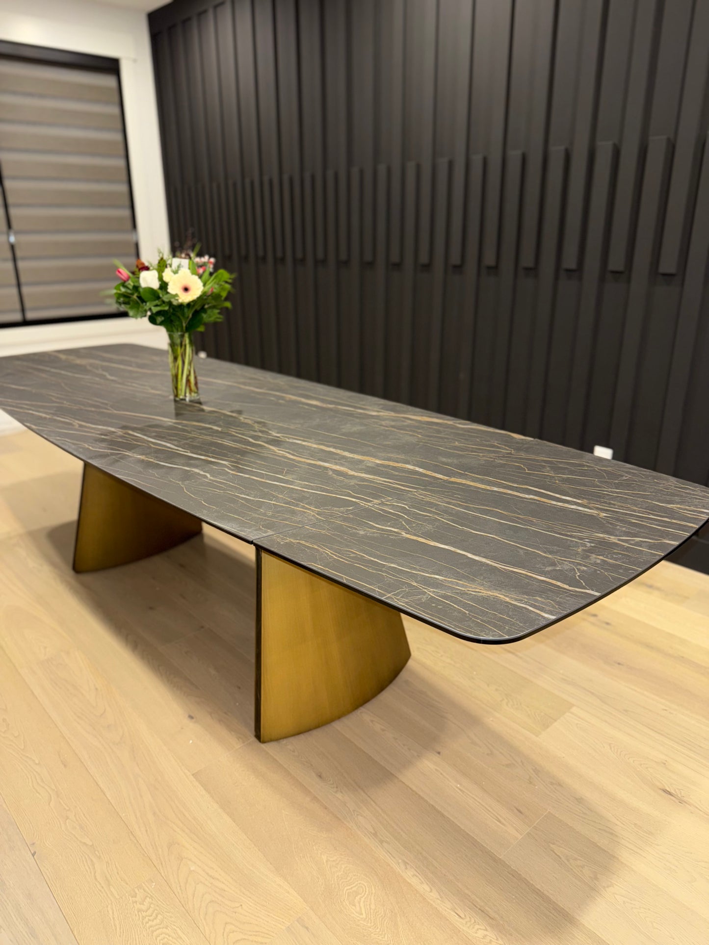 Ravello Dining Table