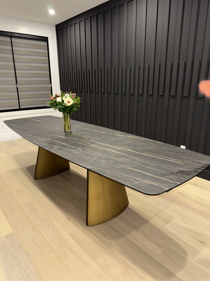 Ravello Dining Table