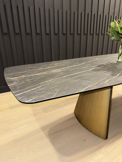 Ravello Dining Table