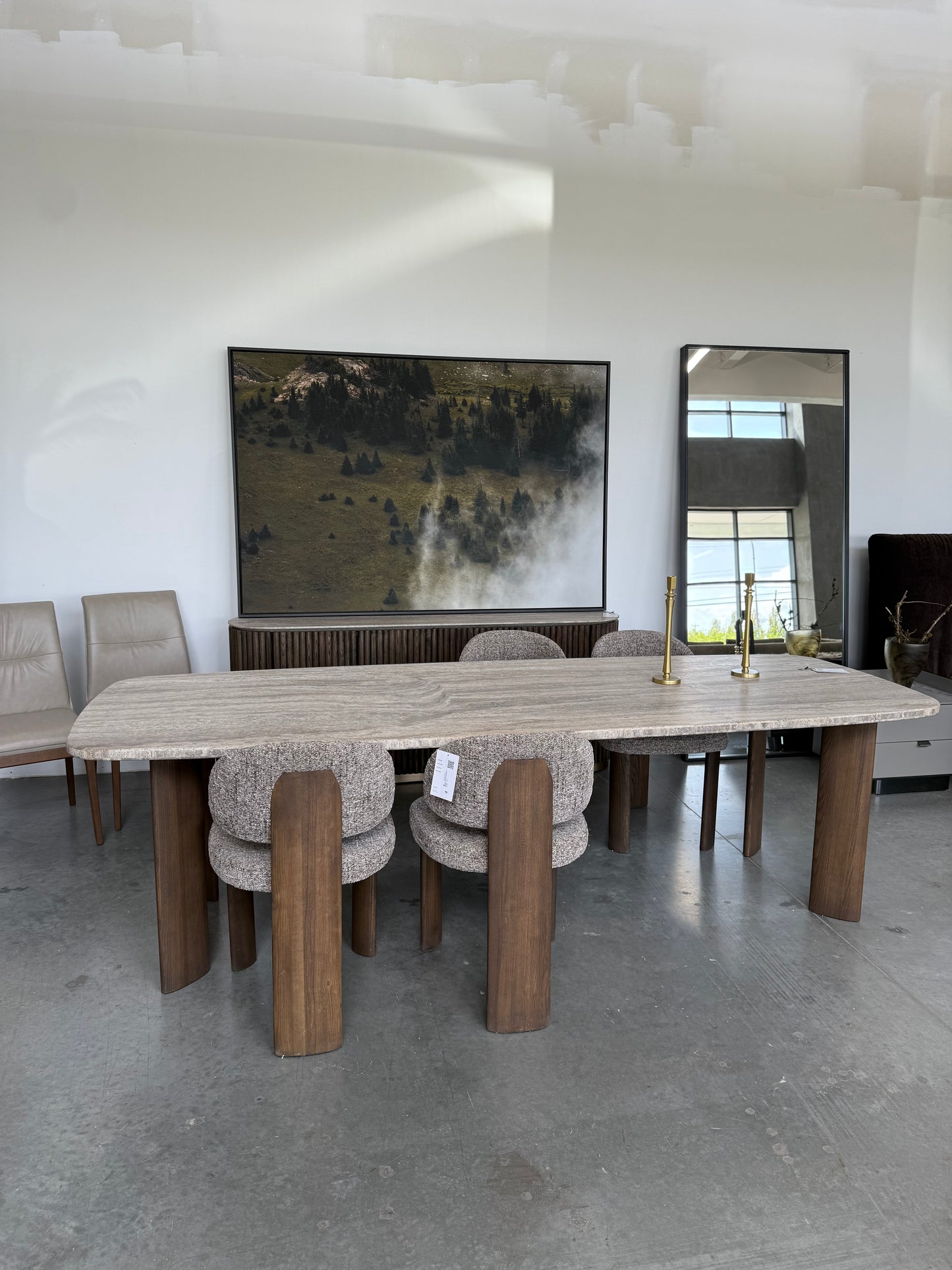 Shoku Dining Table