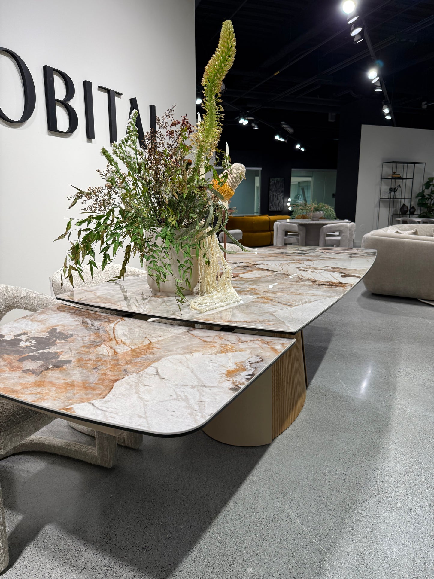 Gaia Extension Dining Table